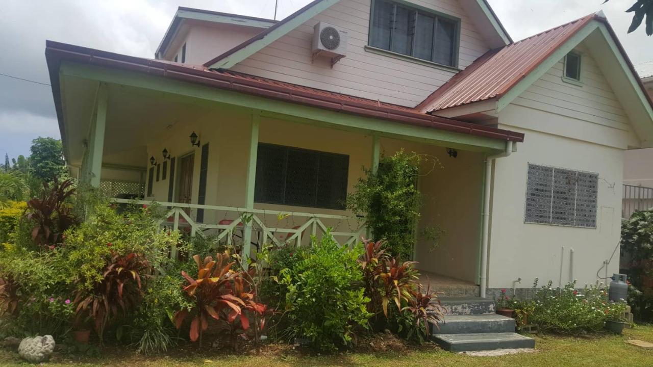 Malau Lodge Nuku'alofa Esterno foto